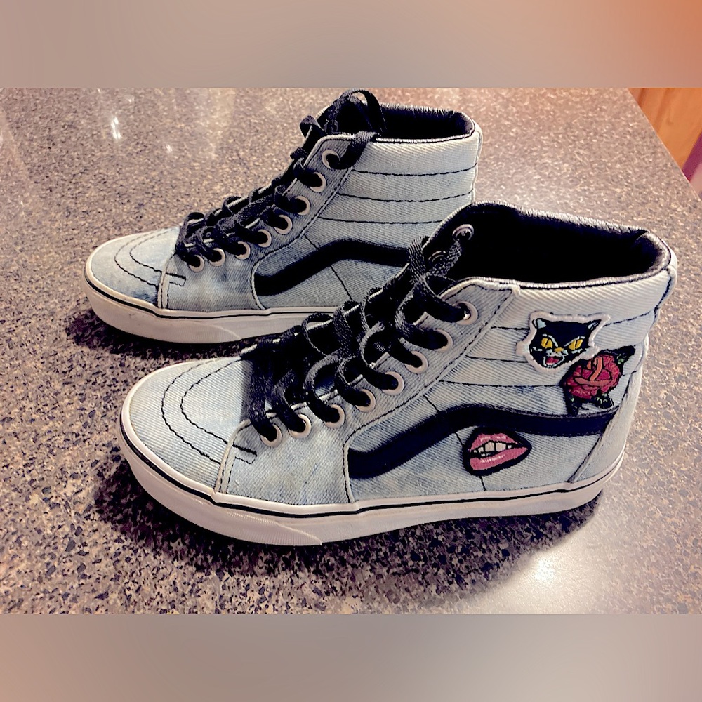 EUC VANS! Big Kids Sz 4 Sk8 Hi Blue Denim Acid Wash With Patches!!